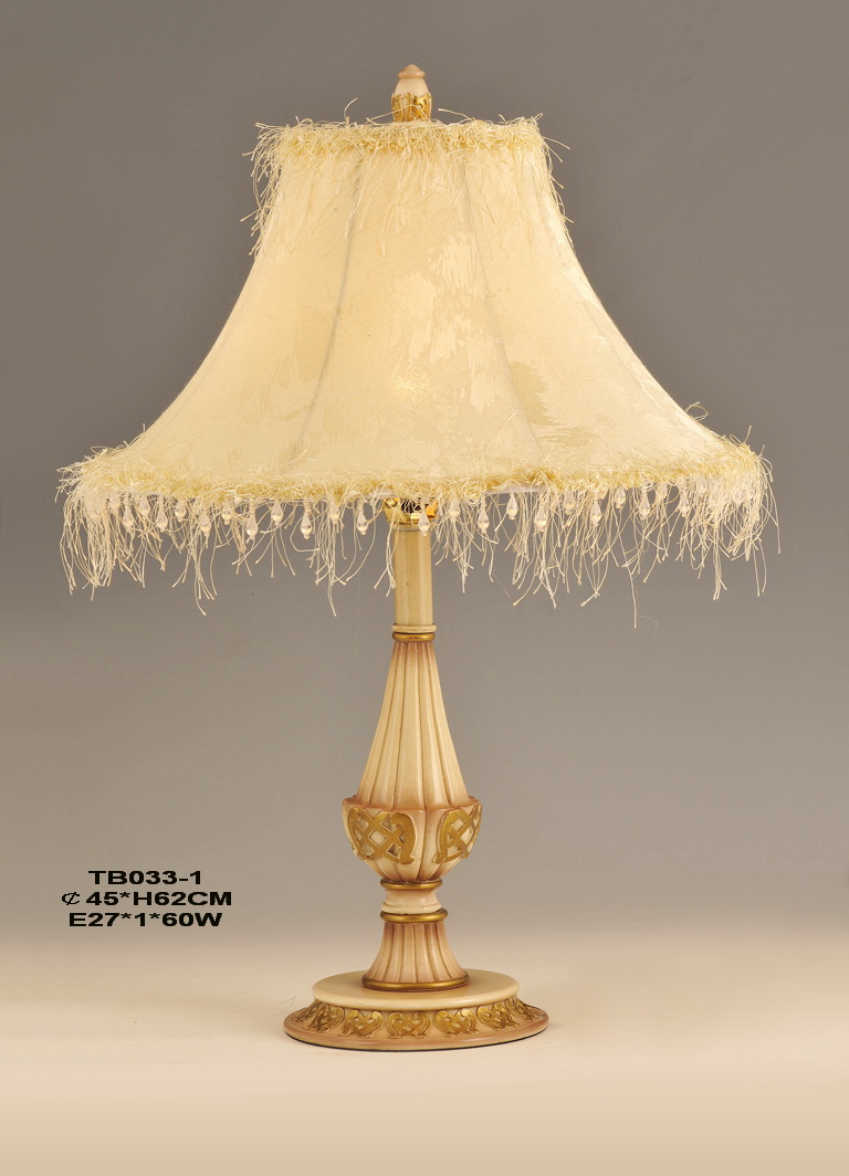 Classical Cloth Art Cover Antique Bronzed Treated European Table Lamps